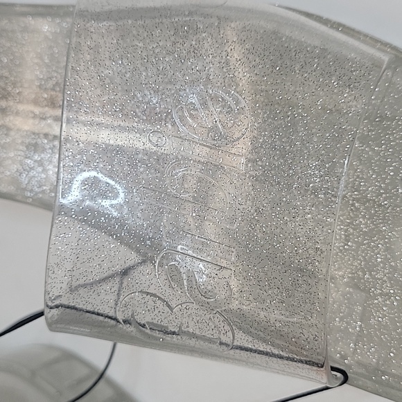 NWT Barbie x FOREVER 21 Clear Sparkle Jelly Block Heel Sandals Open Toe - Picture 3 of 17